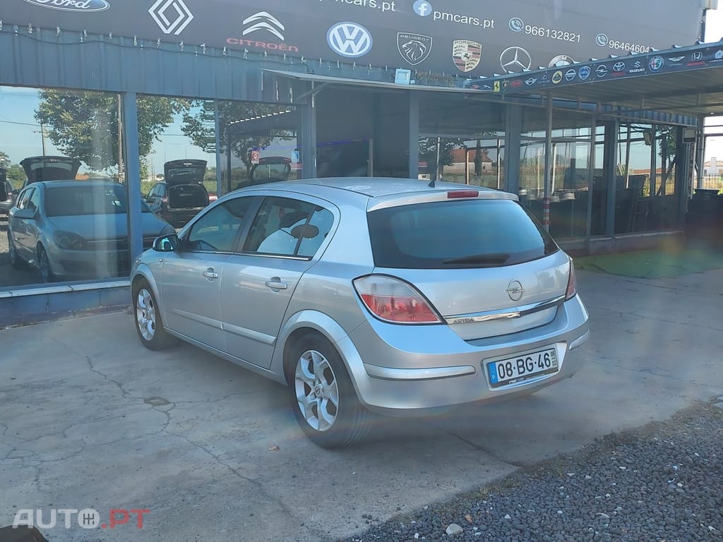 Opel Astra 1.4 Cosmo
