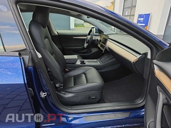 Tesla Model 3 Standard Range Plus RWD