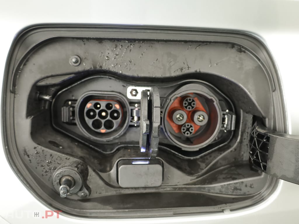 Mitsubishi Eclipse Eclipse Cross 2.4 PHEV eMotion