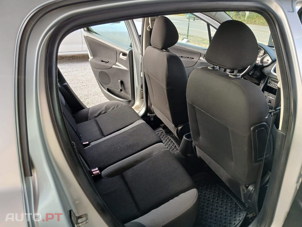 Peugeot 207 1.4 HDI