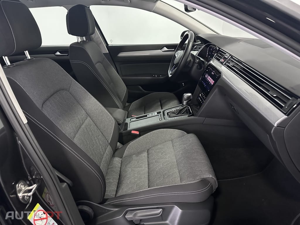 Volkswagen Passat Variant Hibrido 1.4 TSI GTE Plug-in 218hp