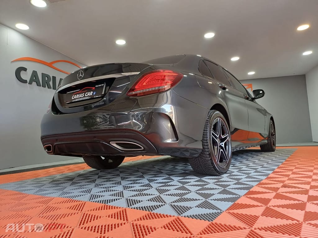 Mercedes-Benz C 300 de AMG Line