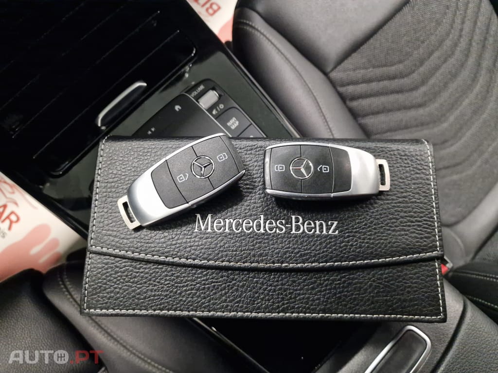 Mercedes-Benz A 250 E STYLE PLUS Hibrido Plug-In