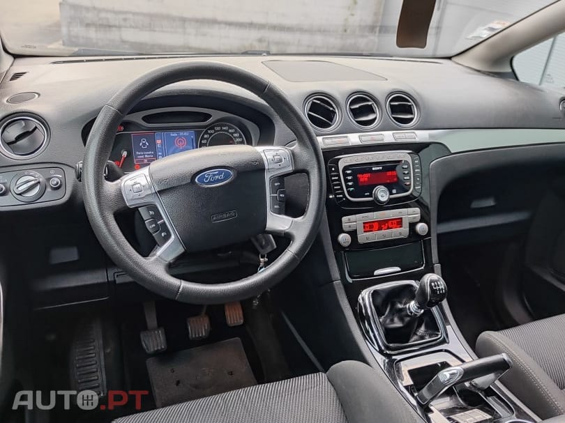 Ford S-Max 2.0 TDCi Titanium 7L