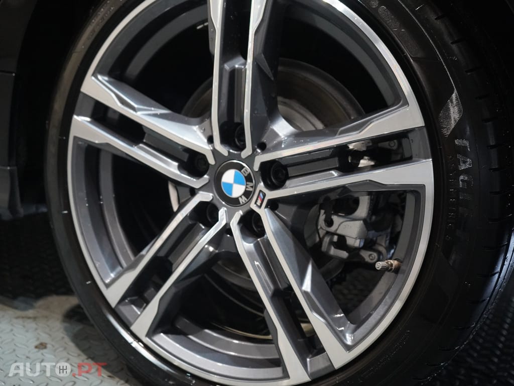 BMW 216 d Pack Desportivo M