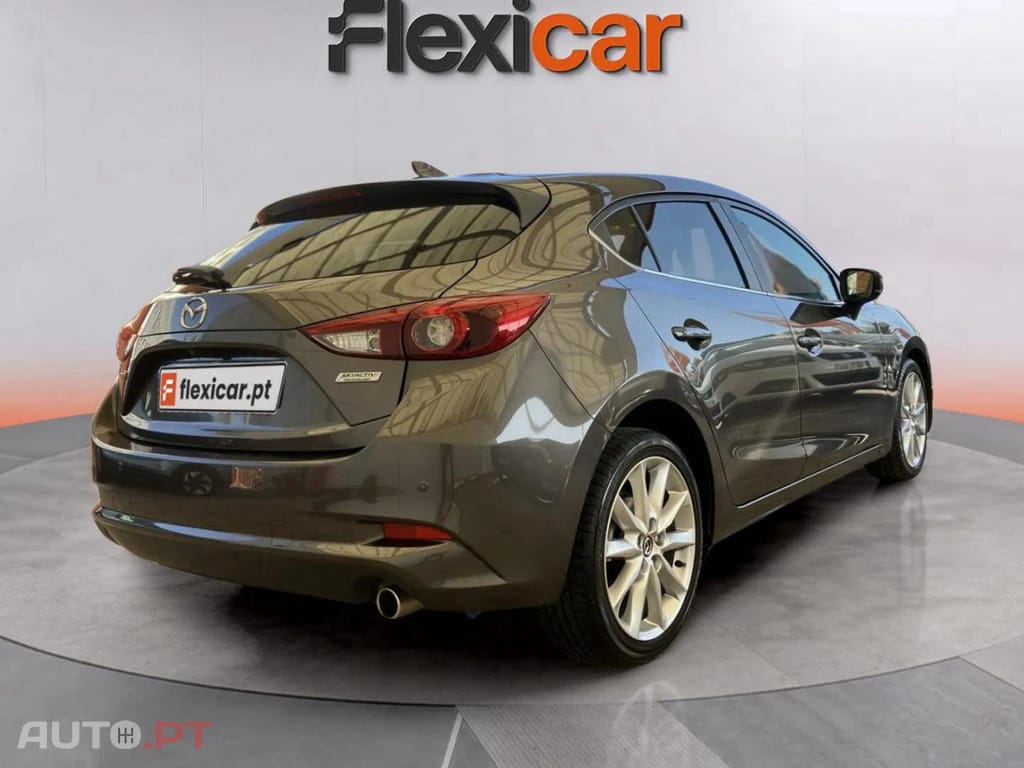 Mazda 3 1.5 Sky-D Excellence Navi