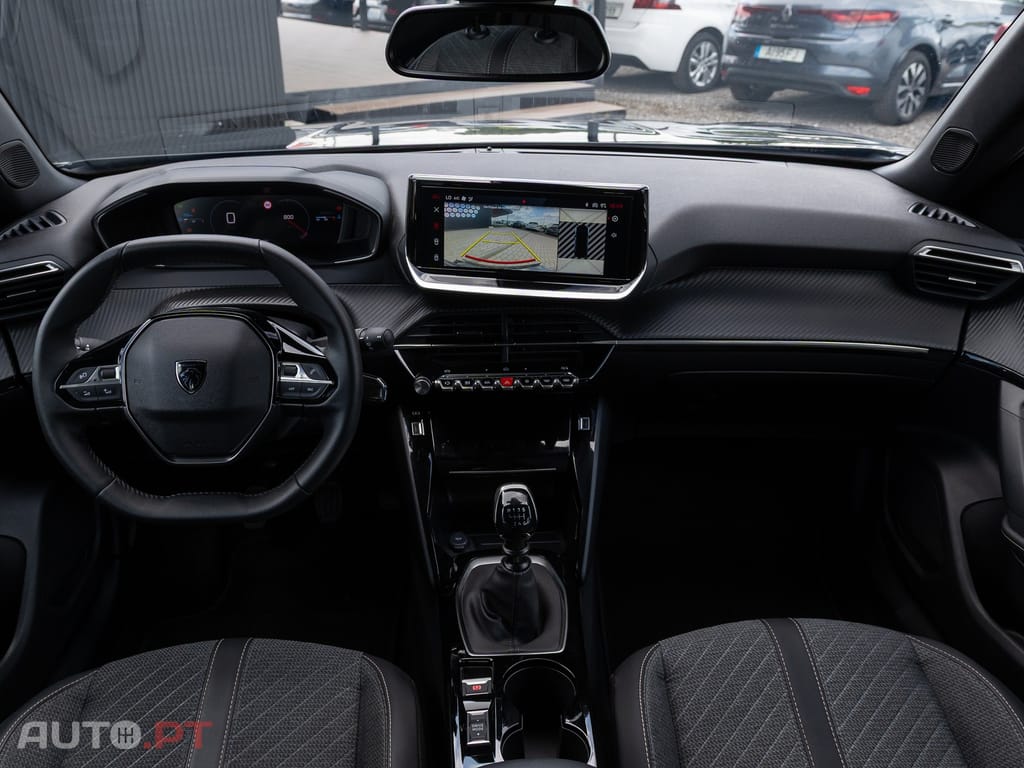 Peugeot 2008 1.2 PureTech Allure