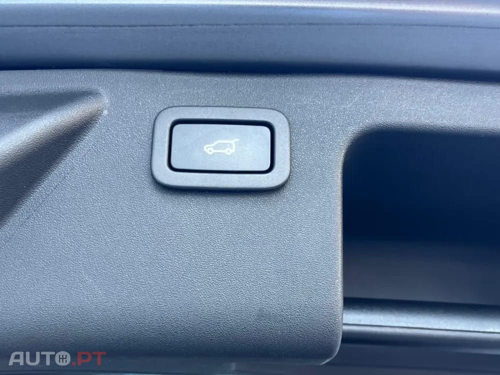 Land Rover Discovery Sport 2.0 TD4 HSE Auto