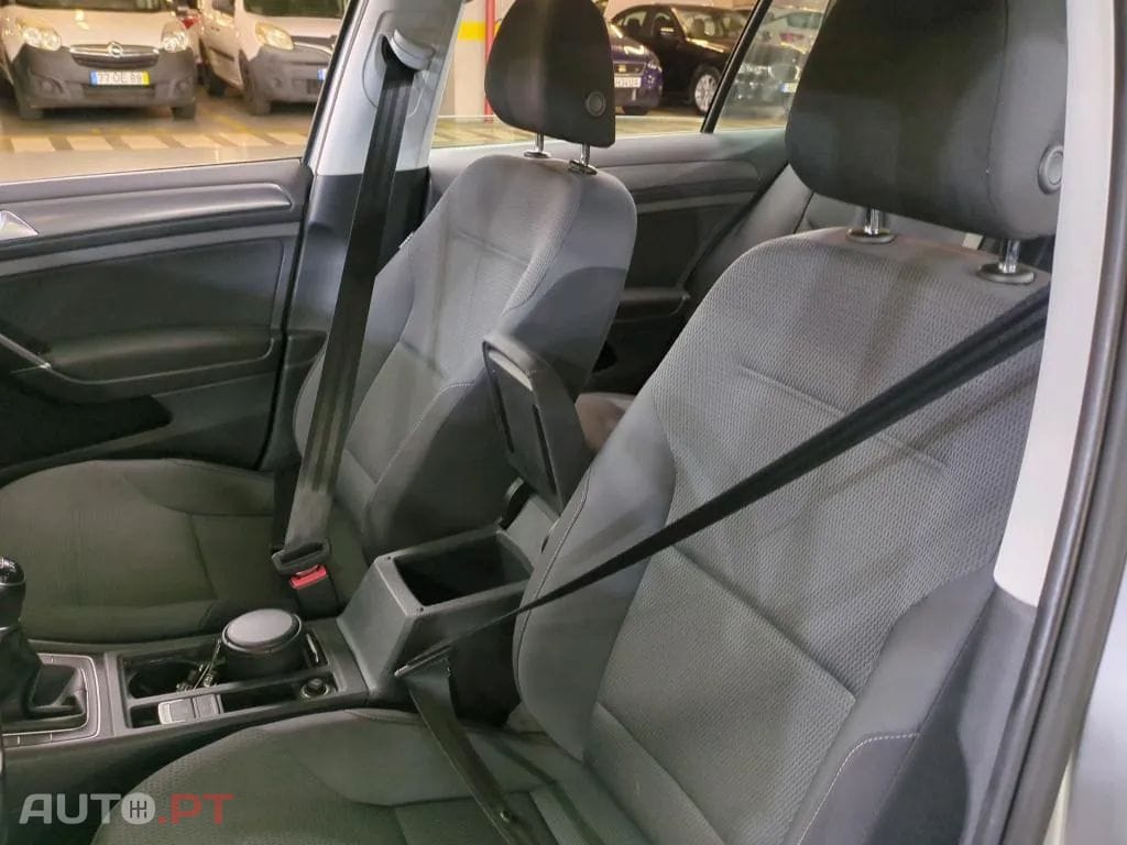 Volkswagen Golf Variant 1.6 TDi Confortline