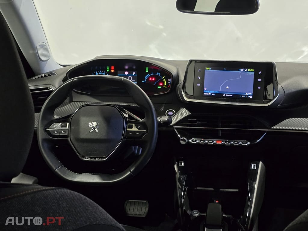 Peugeot E-2008 50 kWh Active Pack