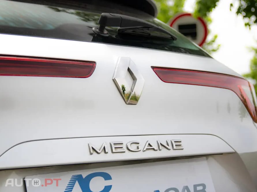 Renault Mégane Sport Tourer BLUE dCi 115 EDC BUSINESS EDITION