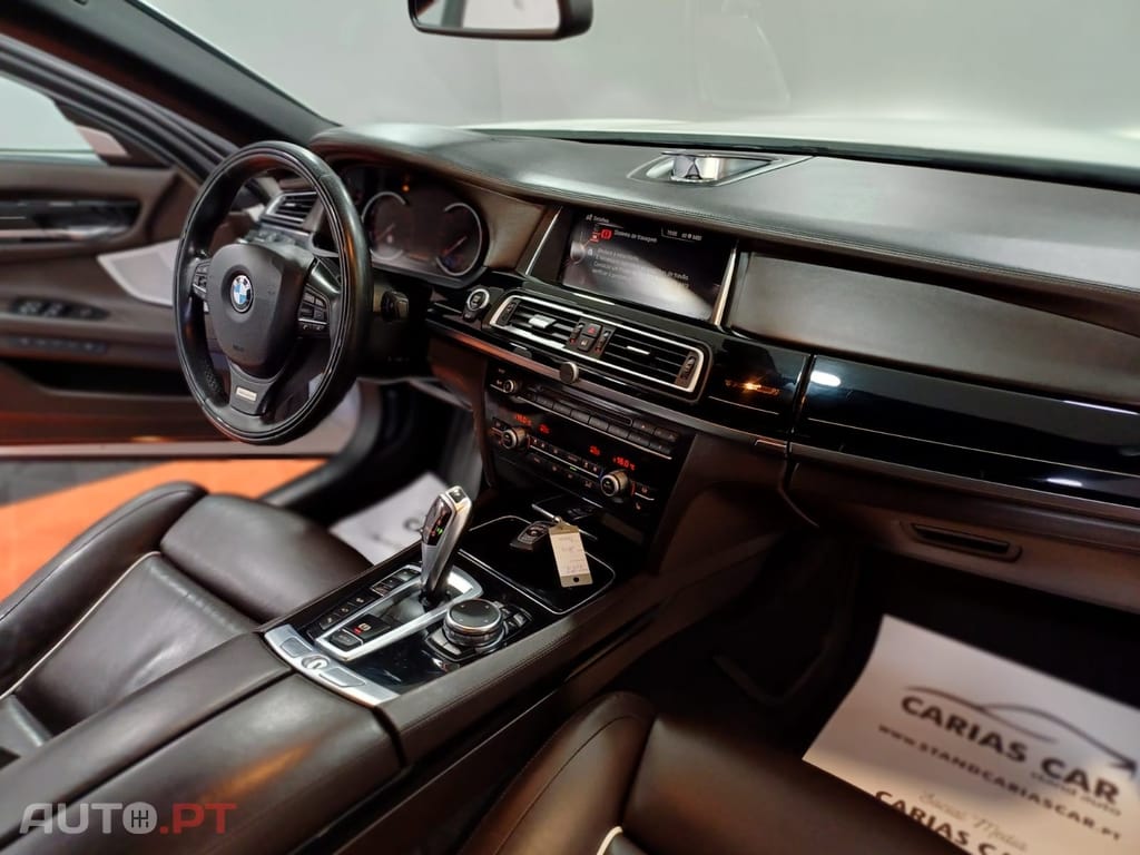 BMW 740 d xDrive Pack M