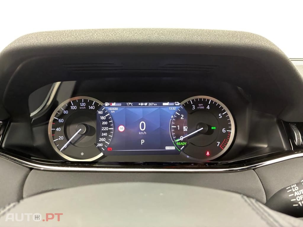 Land Rover Evoque 1.5 P300e AWD R-Dynamic SE Auto