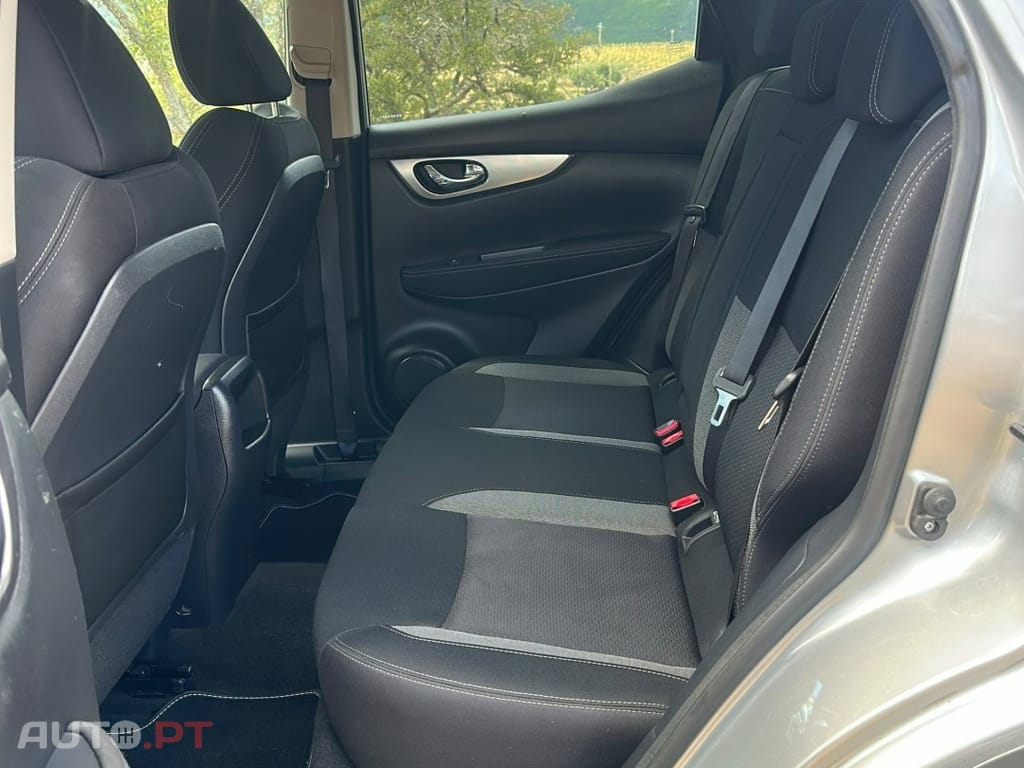Nissan Qashqai 1.2 DIG-T N-Connecta