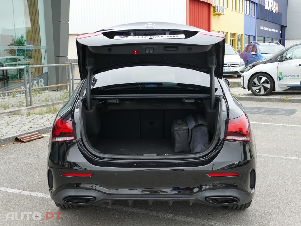 Mercedes-Benz A 250 e AMG Line