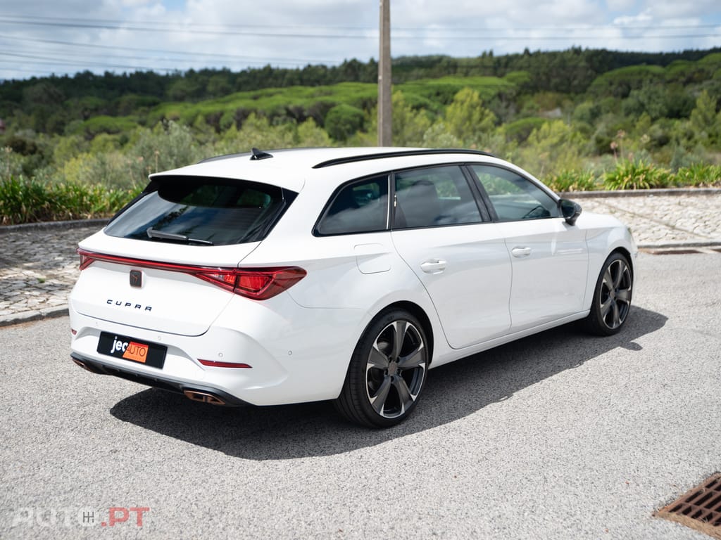 Cupra Leon ST 1.4 e-Hybrid MID DSG