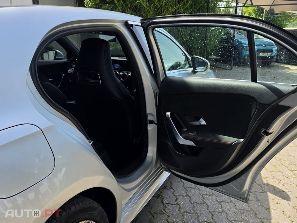 Mercedes-Benz A 250 e 8G-DCT AMG Line