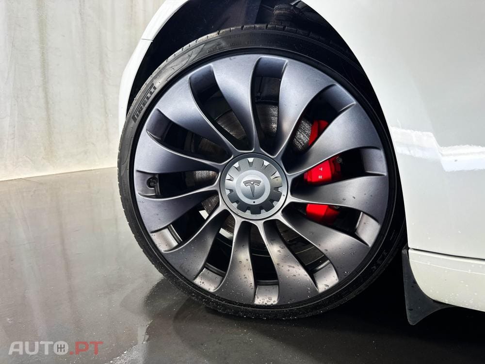 Tesla Model 3 Performance AWD