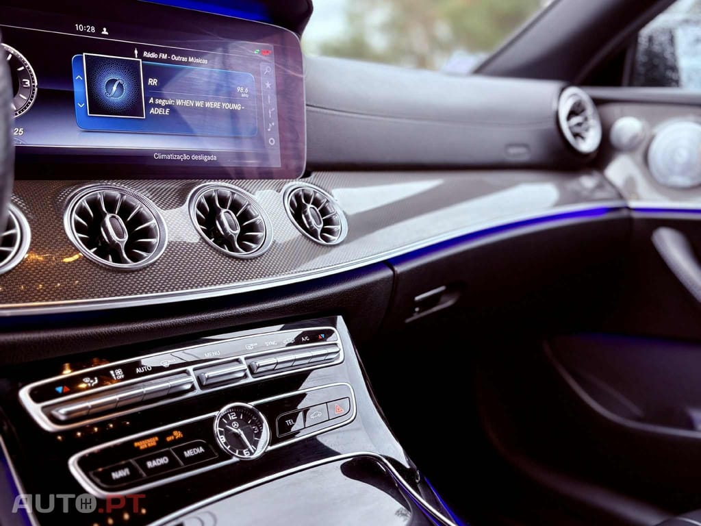 Mercedes-Benz E 220 d AMG Line