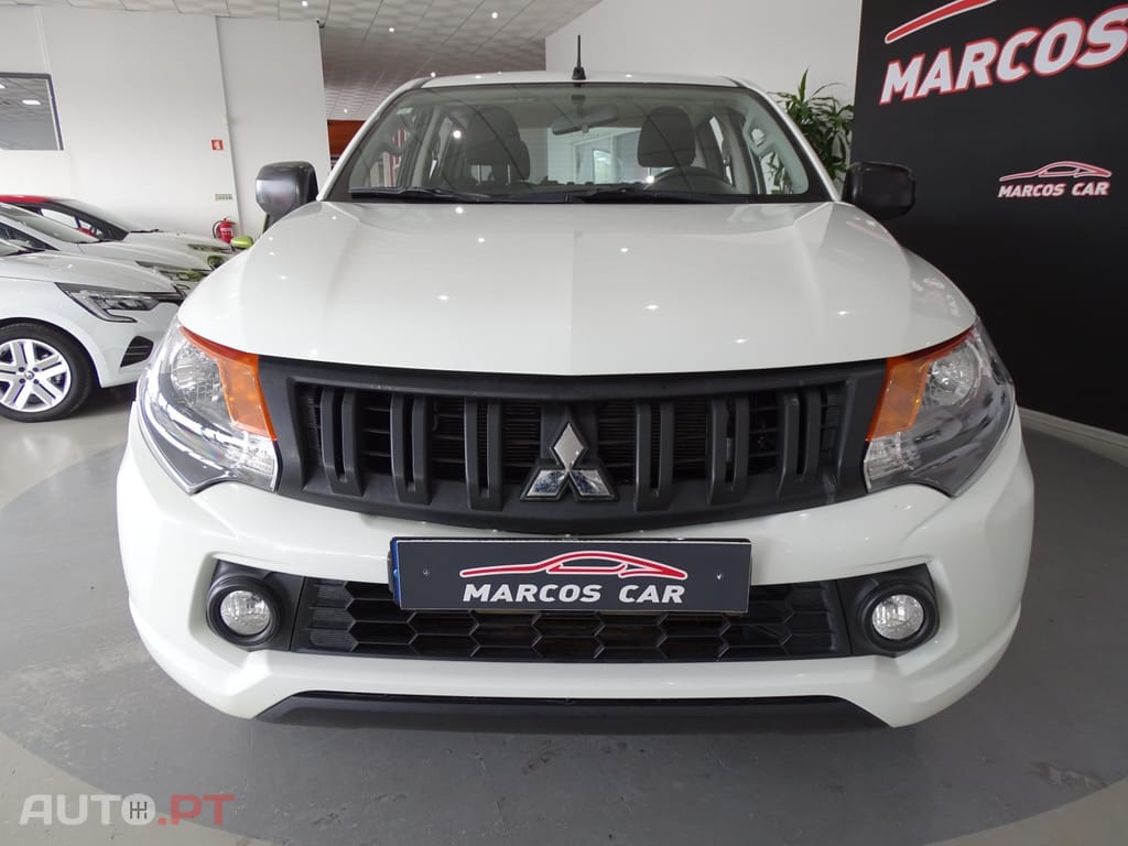 Mitsubishi L200 2.4 DI-D CD 4Kaizen Space Cab 3L 4WD