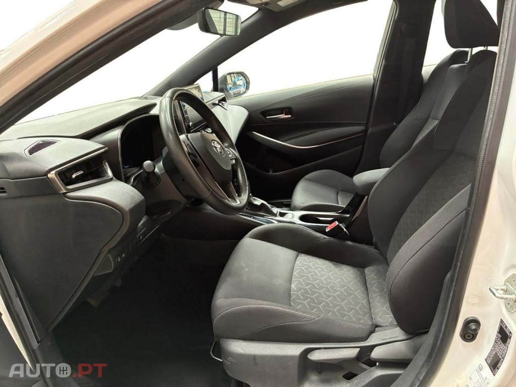 Toyota Corolla Pro 1.8 Hybrid Dynamic Business