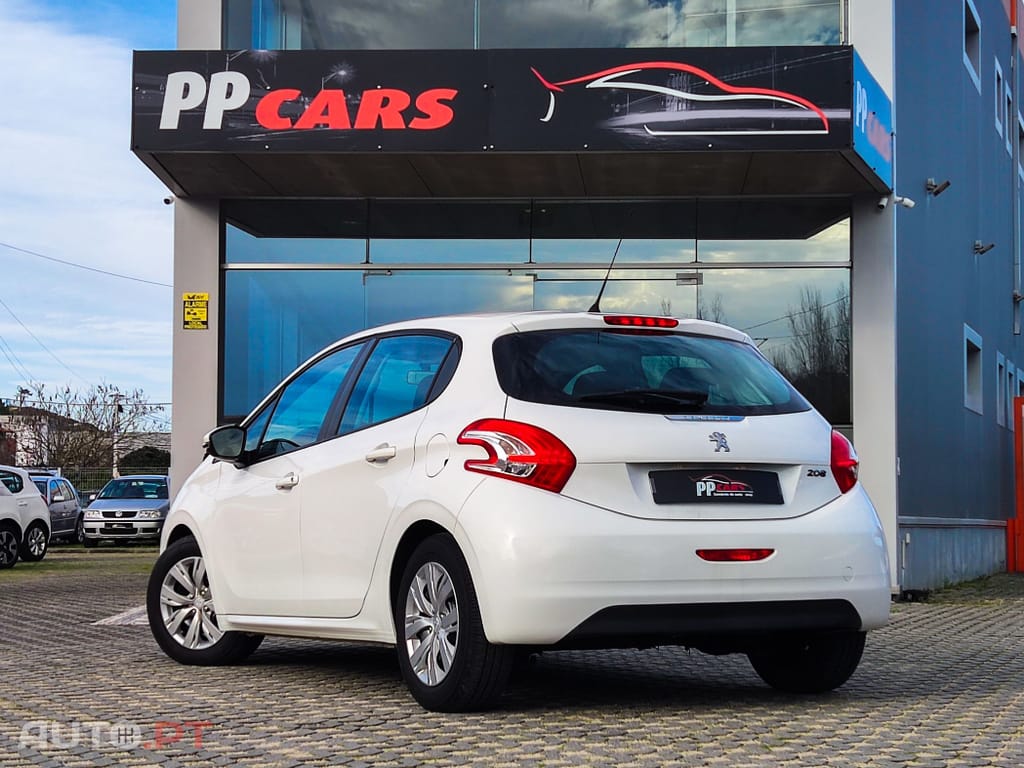 Peugeot 208 VTI ACTIVE