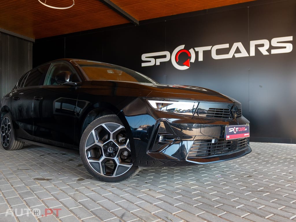 Opel Astra 1.2 T GS Line