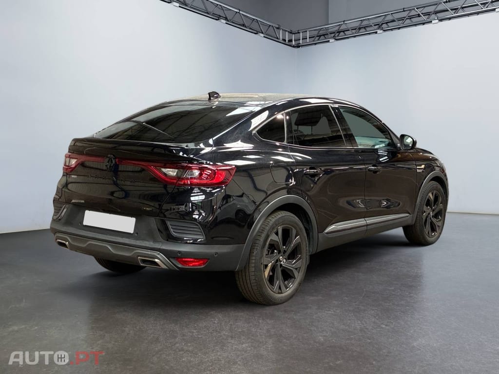 Renault Arkana E-Tech Engineered