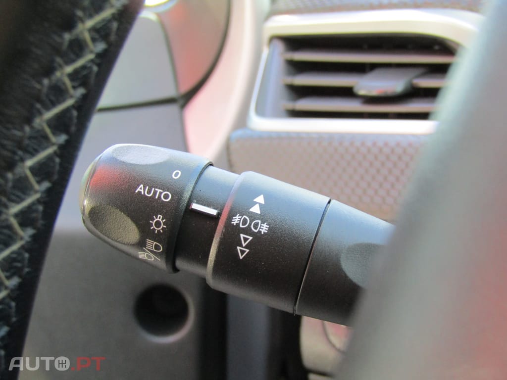 Peugeot 2008 1.5 BlueHDi Allure