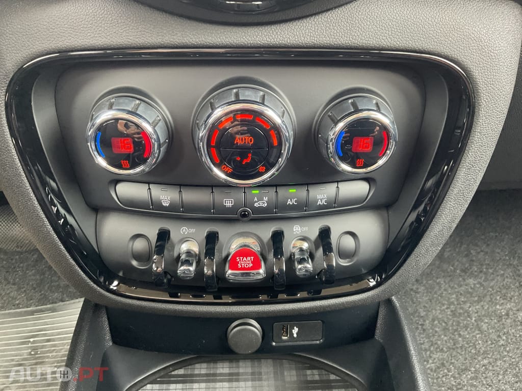 MINI Clubman One D Auto