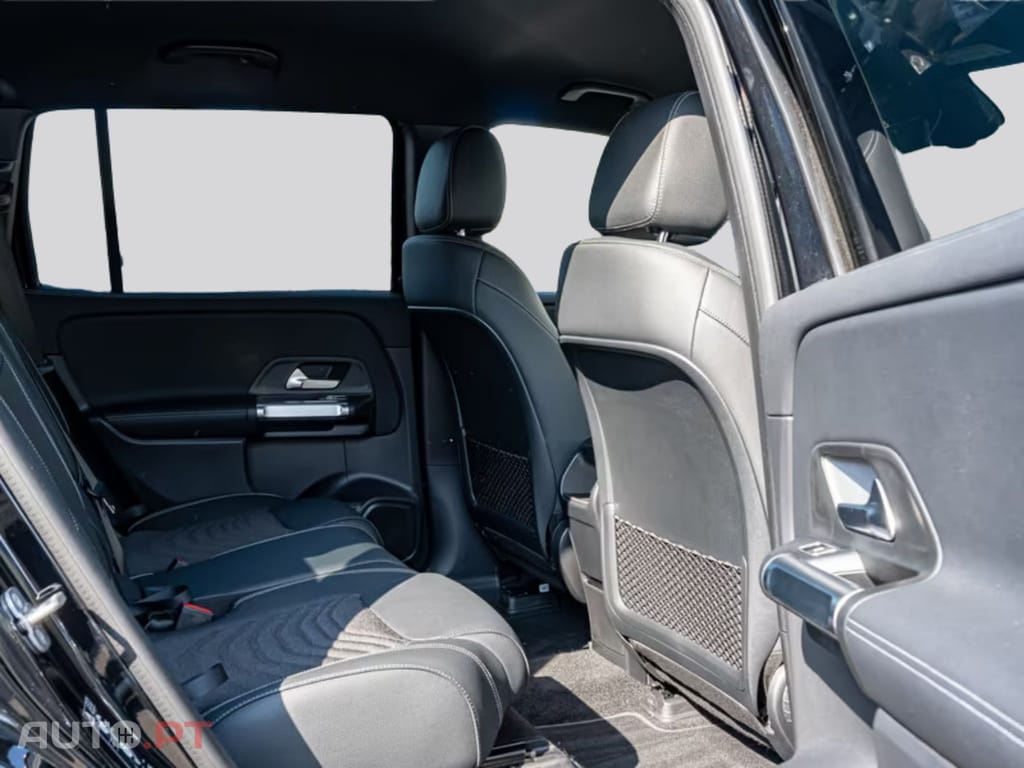 Mercedes-Benz EQB I.V.A DEDUTIVEL 300 4M Progressive