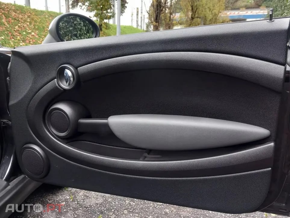 MINI Cooper Cooper D