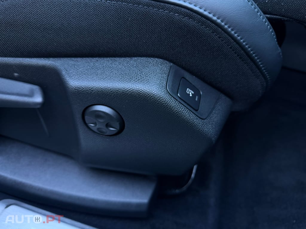 Peugeot 3008 1.6 Hybrid GT e-EAT8