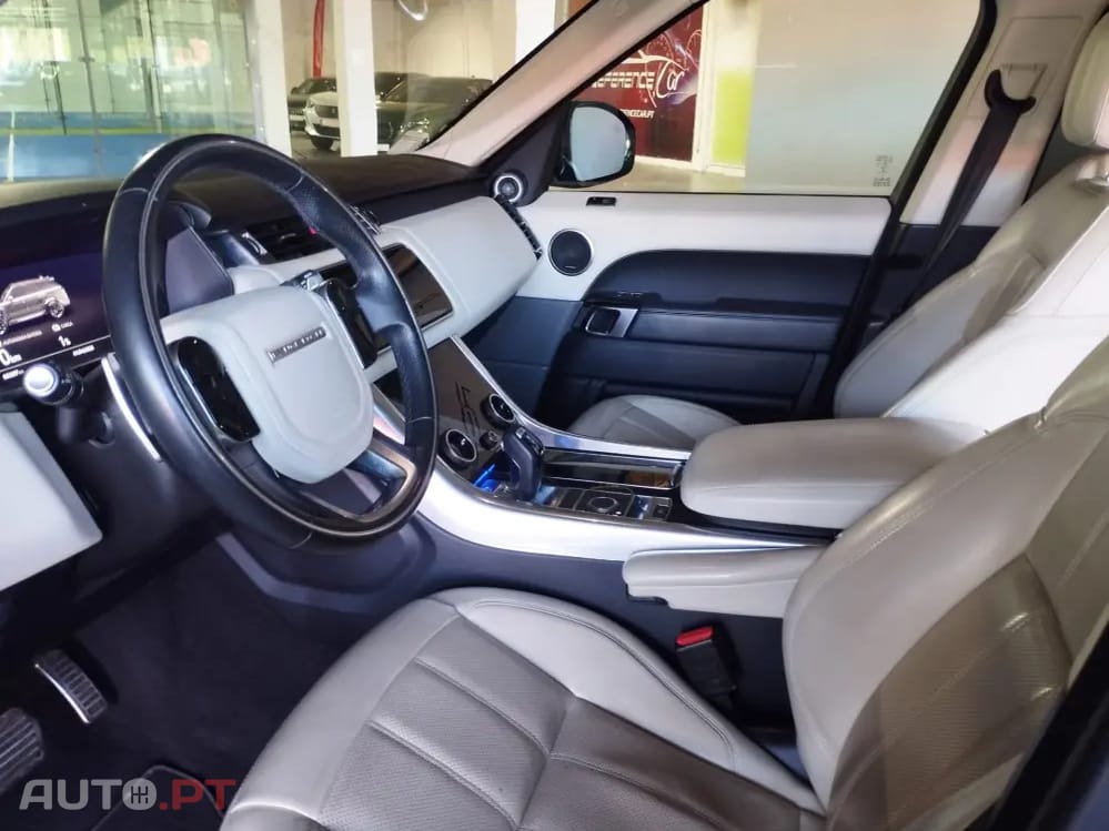 Land Rover Range Rover Sport P400e HSE Plug-In