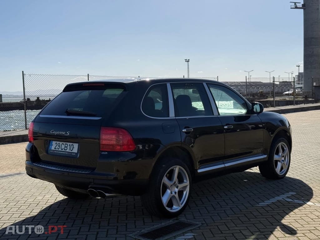 Porsche Cayenne S Tiptronic