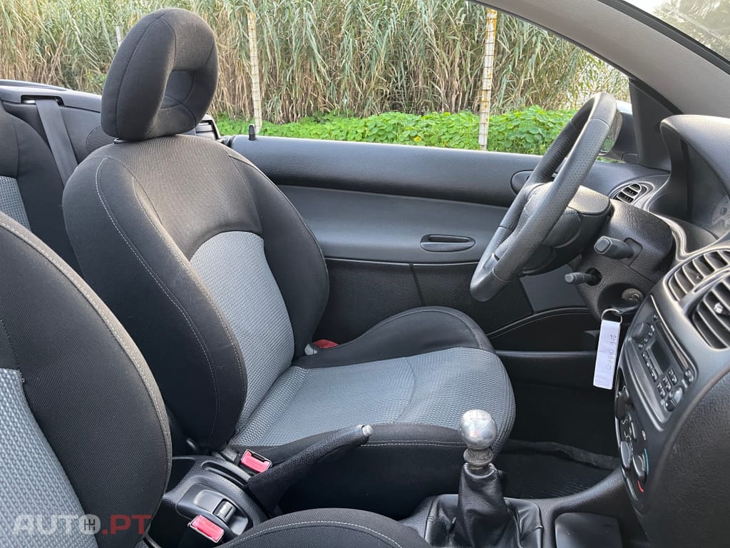 Peugeot 206 CC 1.6