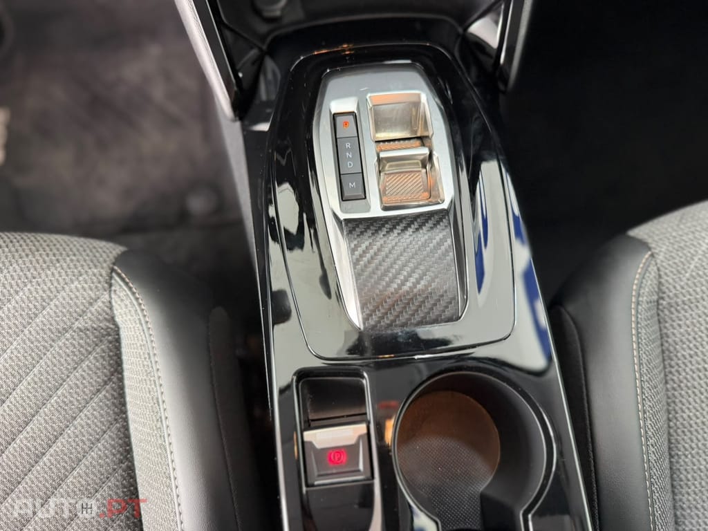 Peugeot 208 1.2 PureTech Allure EAT8