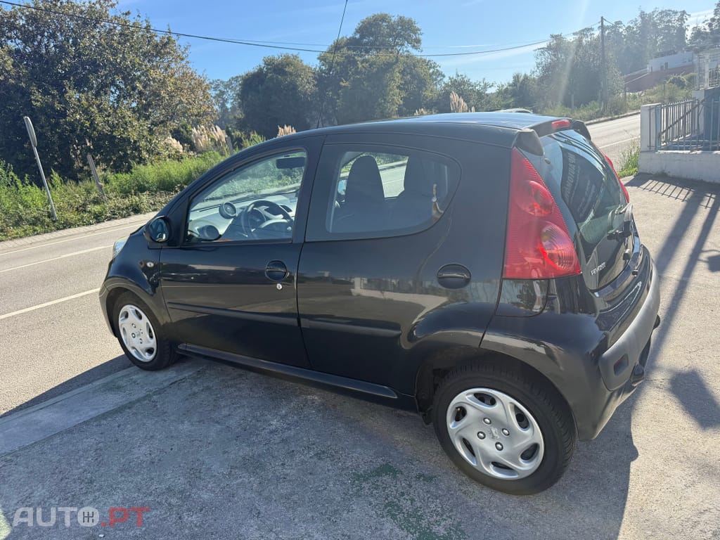 Peugeot 107 1.0 Black&Silver