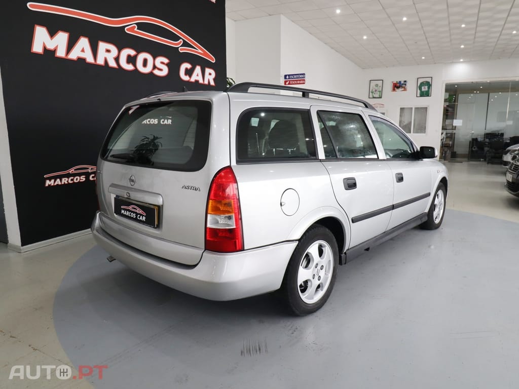Opel Astra Caravan 1.2 Club