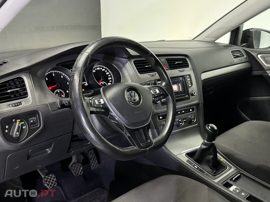 Volkswagen Golf 1.6 TDi Confortline