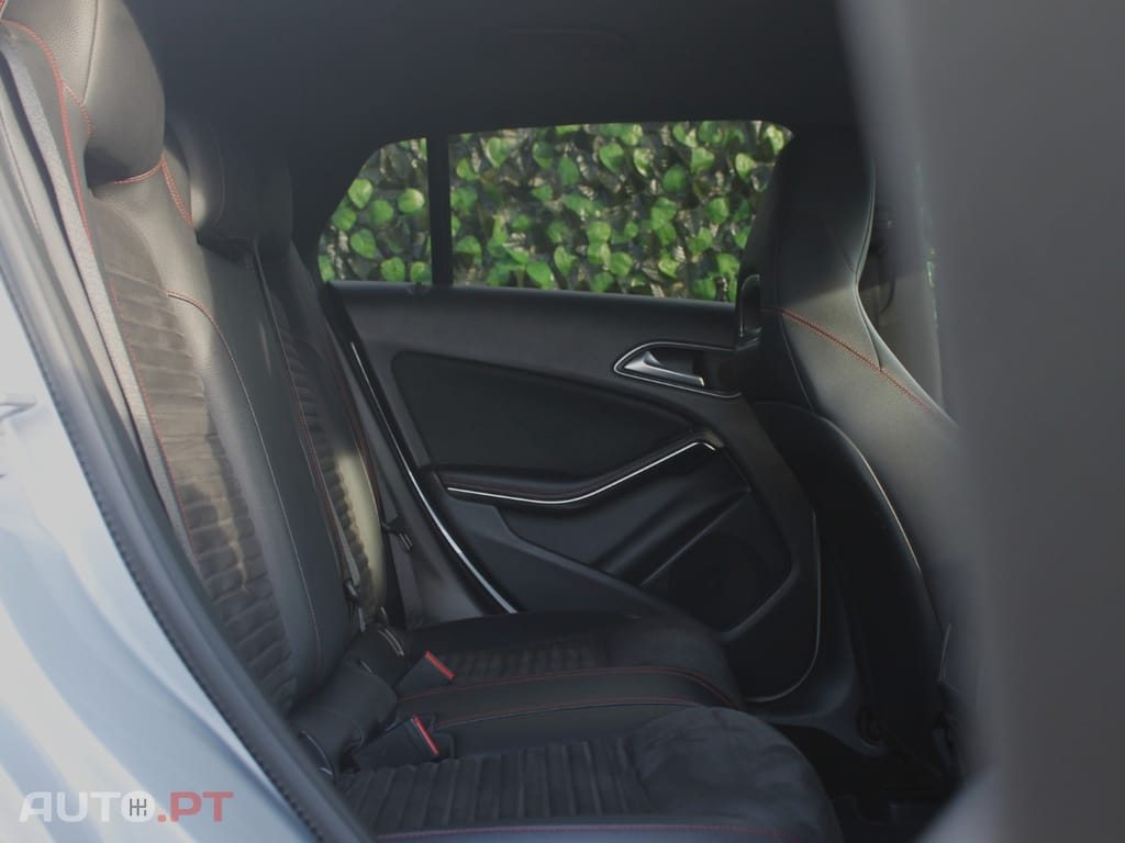 Mercedes-Benz CLA 200 d Shooting Brake AMG Line Aut.