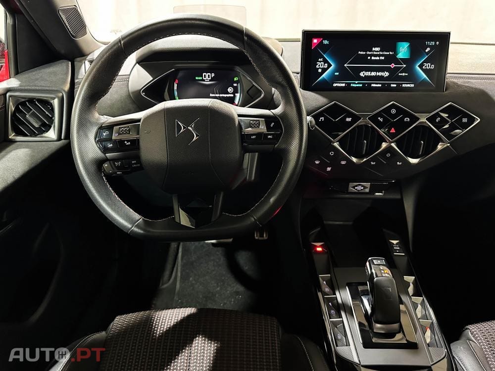 DS DS3 Crossback E-TENSE PERFORMANCE LINE +