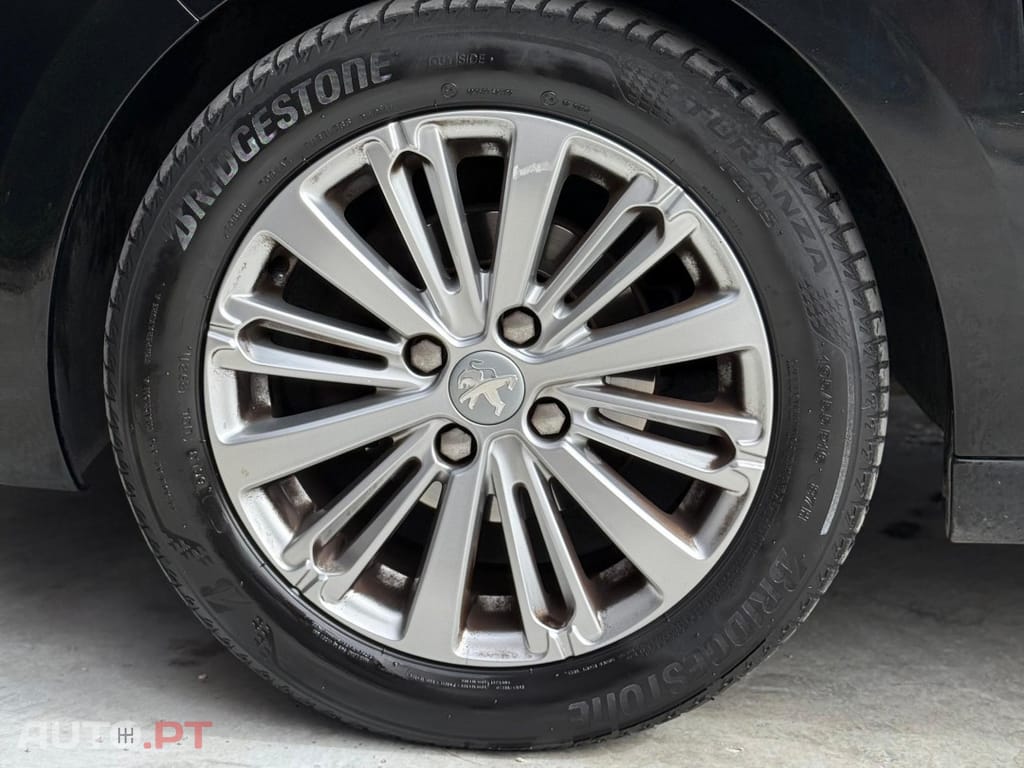 Peugeot 208 1.6 BlueHDi Style