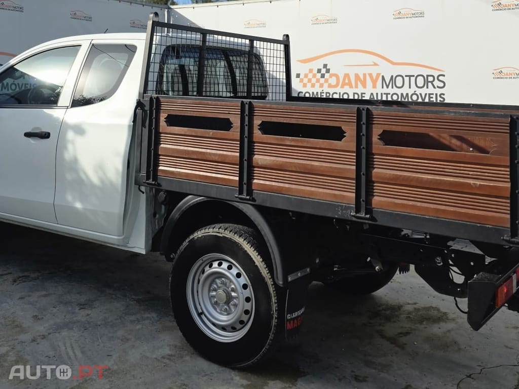 Mitsubishi L200 2.4 DI-D CD 4Kaizen Space Cab 3L 4WD