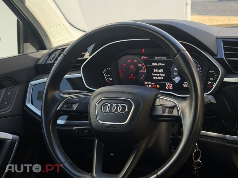 Audi Q3 45 TFSIe S line S tronic