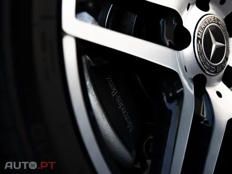 Mercedes-Benz E 220 BlueTEC 9G-TRONIC Avantgarde