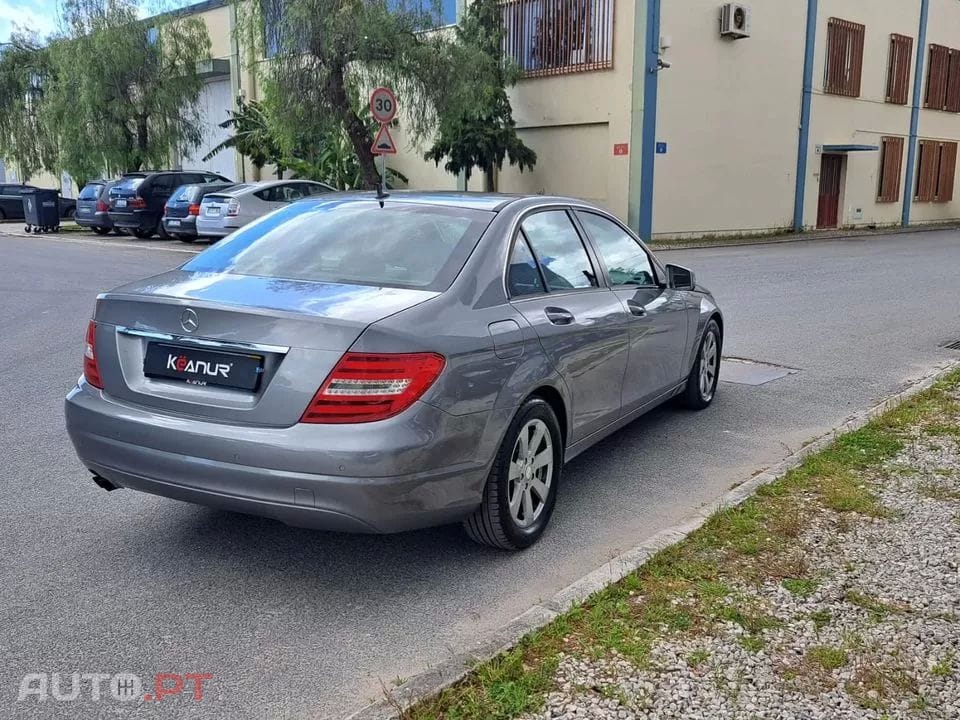 Mercedes-Benz C 180 CDi Elegance BlueEfficiency