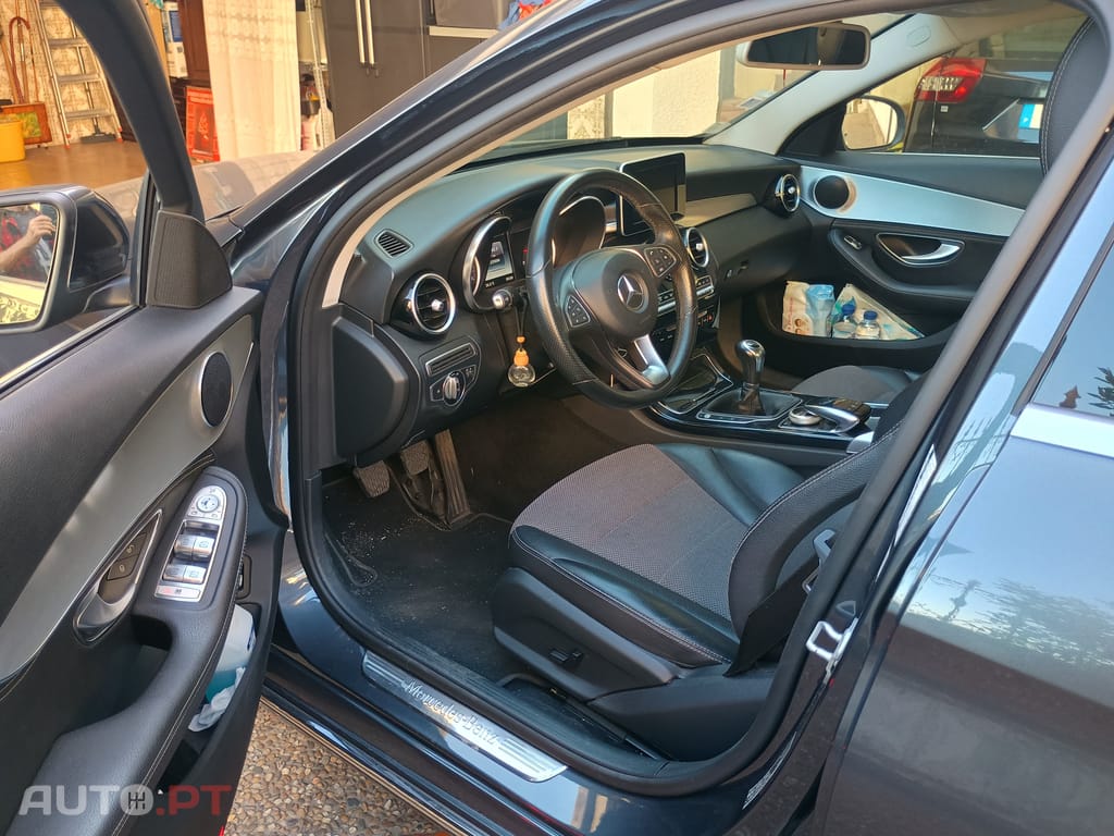 Mercedes-Benz 200 Bluetec