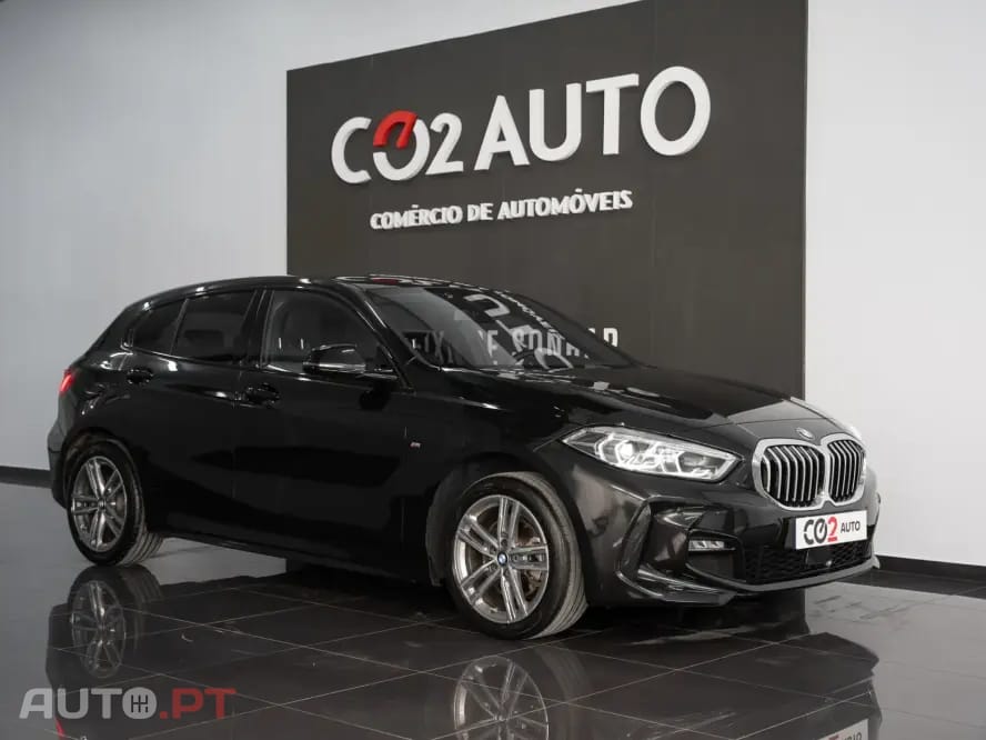 BMW 116 d Pack Desportivo M Auto