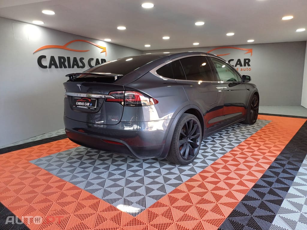 Tesla Model X 100 kWh Long Range AWD